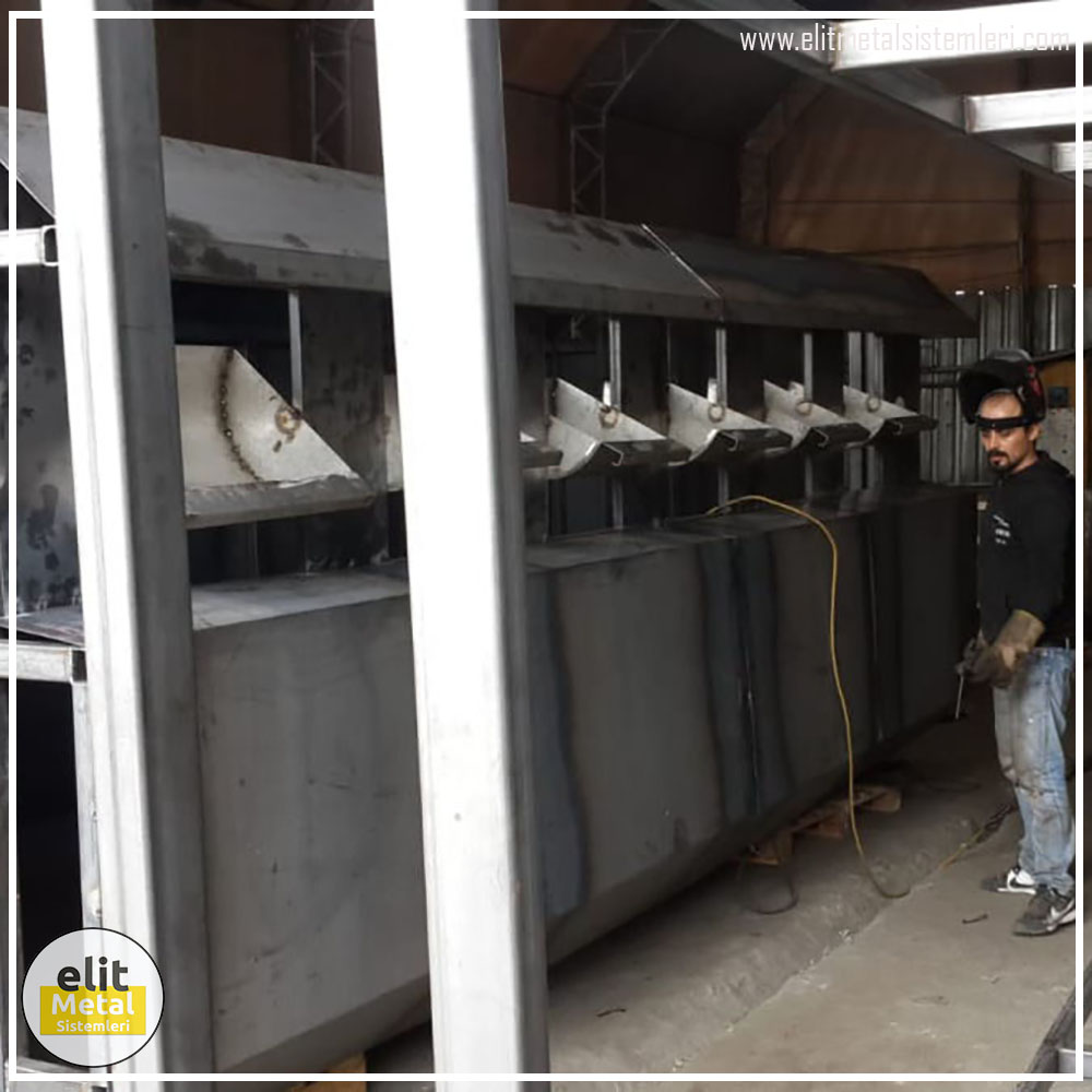 alüminyum çit sistemleri, alüminyum merdiven bariyeri, balkon alüminyum panel, paslanmaz alüminyum güvenlik, dayanıklı alüminyum korkuluk profili, cam panel balkon korkuluğu, temperli cam merdiven paneli, şeffaf cam güvenlik bariyeri, paslanmaz cam bağlantı elemanları, dekoratif cam panel çözümleri, ferforje balkon bariyeri, el işçiliği ferforje panel, özel tasarım ferforje güvenlik, ferforje dış alan koruma, dayanıklı ferforje çit, lazer kesim metal panel, desenli lazer kesim korkuluk, lazer teknoloji ile üretilmiş korkuluk, özel motifli lazer panel, dekoratif lazer metal bariyer, galvaniz mesh panel çit, sanayi tipi mesh güvenlik, tel örgü panel uygulaması, otopark güvenlik paneli, balkon tel panel çözümü, pleksi merdiven paneli, şeffaf pleksi bariyer, dayanıklı pleksi korkuluk, iç mekân pleksi uygulaması, alüminyum duvar tutamaç, merdiven alüminyum tutamak, dayanıklı duvar destek aparatı, motorlu otomatik tente sistemi, açılır kapanır pergole uygulaması, uzaktan kumandalı pergole, motorlu kepenk sistemi, güvenlikli otomatik kepenk, alüminyum çerçeveli kış bahçesi, camlı teras kış bahçesi, kompozit panel dış cephe, alüminyum kaplamalı kompozit panel