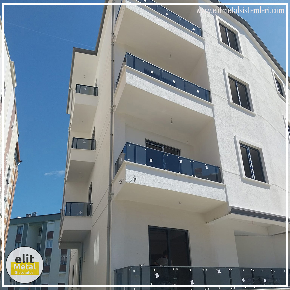 alüminyum çit sistemleri, alüminyum merdiven bariyeri, balkon alüminyum panel, paslanmaz alüminyum güvenlik, dayanıklı alüminyum korkuluk profili, cam panel balkon korkuluğu, temperli cam merdiven paneli, şeffaf cam güvenlik bariyeri, paslanmaz cam bağlantı elemanları, dekoratif cam panel çözümleri, ferforje balkon bariyeri, el işçiliği ferforje panel, özel tasarım ferforje güvenlik, ferforje dış alan koruma, dayanıklı ferforje çit, lazer kesim metal panel, desenli lazer kesim korkuluk, lazer teknoloji ile üretilmiş korkuluk, özel motifli lazer panel, dekoratif lazer metal bariyer, galvaniz mesh panel çit, sanayi tipi mesh güvenlik, tel örgü panel uygulaması, otopark güvenlik paneli, balkon tel panel çözümü, pleksi merdiven paneli, şeffaf pleksi bariyer, dayanıklı pleksi korkuluk, iç mekân pleksi uygulaması, alüminyum duvar tutamaç, merdiven alüminyum tutamak, dayanıklı duvar destek aparatı, motorlu otomatik tente sistemi, açılır kapanır pergole uygulaması, uzaktan kumandalı pergole, motorlu kepenk sistemi, güvenlikli otomatik kepenk, alüminyum çerçeveli kış bahçesi, camlı teras kış bahçesi, kompozit panel dış cephe, alüminyum kaplamalı kompozit panel