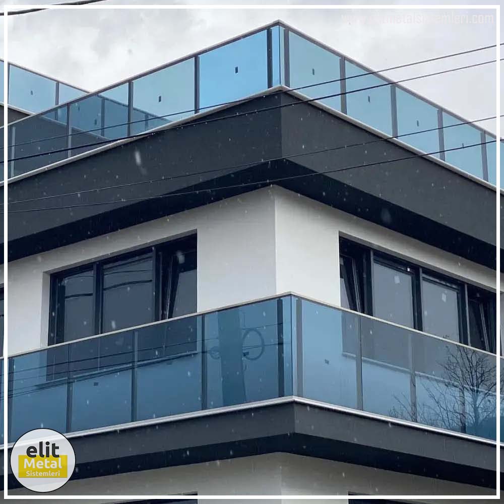 alüminyum çit sistemleri, alüminyum merdiven bariyeri, balkon alüminyum panel, paslanmaz alüminyum güvenlik, dayanıklı alüminyum korkuluk profili, cam panel balkon korkuluğu, temperli cam merdiven paneli, şeffaf cam güvenlik bariyeri, paslanmaz cam bağlantı elemanları, dekoratif cam panel çözümleri, ferforje balkon bariyeri, el işçiliği ferforje panel, özel tasarım ferforje güvenlik, ferforje dış alan koruma, dayanıklı ferforje çit, lazer kesim metal panel, desenli lazer kesim korkuluk, lazer teknoloji ile üretilmiş korkuluk, özel motifli lazer panel, dekoratif lazer metal bariyer, galvaniz mesh panel çit, sanayi tipi mesh güvenlik, tel örgü panel uygulaması, otopark güvenlik paneli, balkon tel panel çözümü, pleksi merdiven paneli, şeffaf pleksi bariyer, dayanıklı pleksi korkuluk, iç mekân pleksi uygulaması, alüminyum duvar tutamaç, merdiven alüminyum tutamak, dayanıklı duvar destek aparatı, motorlu otomatik tente sistemi, açılır kapanır pergole uygulaması, uzaktan kumandalı pergole, motorlu kepenk sistemi, güvenlikli otomatik kepenk, alüminyum çerçeveli kış bahçesi, camlı teras kış bahçesi, kompozit panel dış cephe, alüminyum kaplamalı kompozit panel