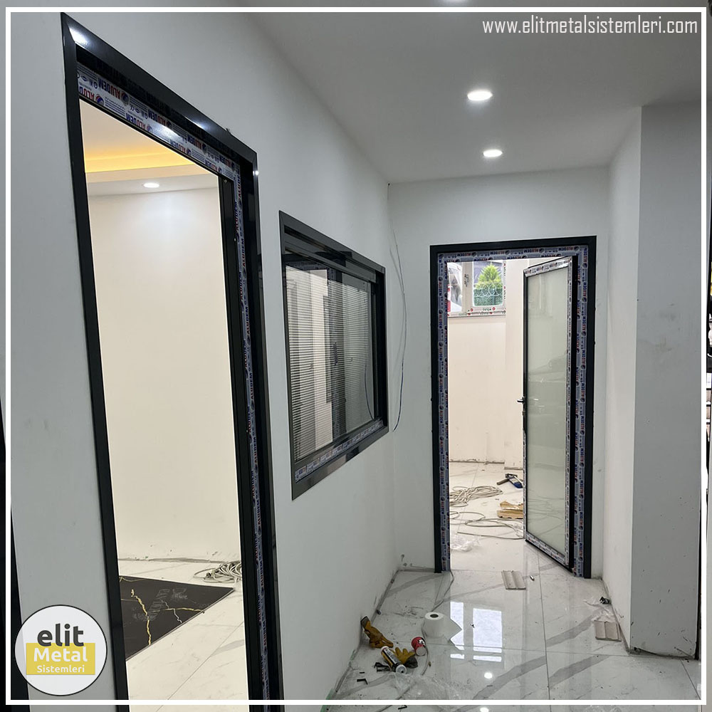 alüminyum doğrama sistemleri, alüminyum pencere profilleri, dayanıklı alüminyum kapı, ısı yalıtımlı alüminyum doğrama, alüminyum sürgülü kapı, modern alüminyum pencere uygulamaları, balkon alüminyum doğrama, alüminyum cam giydirme, estetik alüminyum çerçeve, alüminyum kapı montaj hizmeti, hafif alüminyum doğrama çözümleri, paslanmaz alüminyum profiller, alüminyum kapı pencere üreticisi, güvenli alüminyum doğrama sistemleri, alüminyum doğrama aksesuarları, özel ölçü alüminyum doğrama, ses yalıtımlı alüminyum doğrama, dış cephe alüminyum uygulamaları, alüminyum doğrama tamiri, alüminyum cam bölme sistemleri
