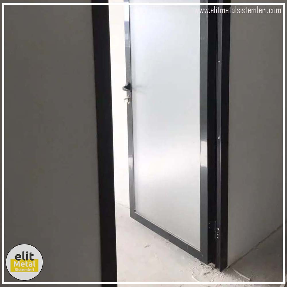 alüminyum doğrama sistemleri, alüminyum pencere profilleri, dayanıklı alüminyum kapı, ısı yalıtımlı alüminyum doğrama, alüminyum sürgülü kapı, modern alüminyum pencere uygulamaları, balkon alüminyum doğrama, alüminyum cam giydirme, estetik alüminyum çerçeve, alüminyum kapı montaj hizmeti, hafif alüminyum doğrama çözümleri, paslanmaz alüminyum profiller, alüminyum kapı pencere üreticisi, güvenli alüminyum doğrama sistemleri, alüminyum doğrama aksesuarları, özel ölçü alüminyum doğrama, ses yalıtımlı alüminyum doğrama, dış cephe alüminyum uygulamaları, alüminyum doğrama tamiri, alüminyum cam bölme sistemleri