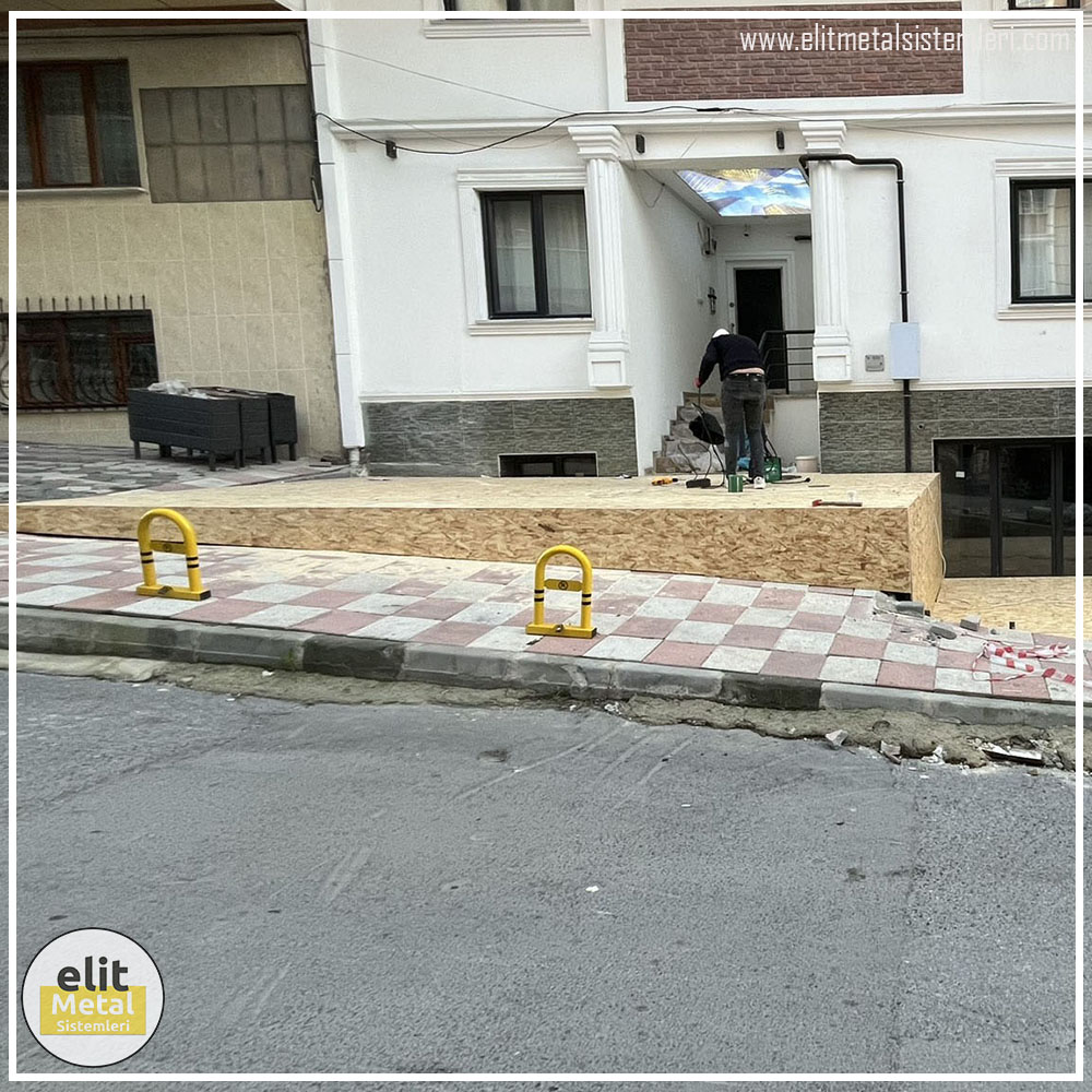 alüminyum çit sistemleri, alüminyum merdiven bariyeri, balkon alüminyum panel, paslanmaz alüminyum güvenlik, dayanıklı alüminyum korkuluk profili, cam panel balkon korkuluğu, temperli cam merdiven paneli, şeffaf cam güvenlik bariyeri, paslanmaz cam bağlantı elemanları, dekoratif cam panel çözümleri, ferforje balkon bariyeri, el işçiliği ferforje panel, özel tasarım ferforje güvenlik, ferforje dış alan koruma, dayanıklı ferforje çit, lazer kesim metal panel, desenli lazer kesim korkuluk, lazer teknoloji ile üretilmiş korkuluk, özel motifli lazer panel, dekoratif lazer metal bariyer, galvaniz mesh panel çit, sanayi tipi mesh güvenlik, tel örgü panel uygulaması, otopark güvenlik paneli, balkon tel panel çözümü, pleksi merdiven paneli, şeffaf pleksi bariyer, dayanıklı pleksi korkuluk, iç mekân pleksi uygulaması, alüminyum duvar tutamaç, merdiven alüminyum tutamak, dayanıklı duvar destek aparatı, motorlu otomatik tente sistemi, açılır kapanır pergole uygulaması, uzaktan kumandalı pergole, motorlu kepenk sistemi, güvenlikli otomatik kepenk, alüminyum çerçeveli kış bahçesi, camlı teras kış bahçesi, kompozit panel dış cephe, alüminyum kaplamalı kompozit panel