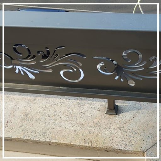 alüminyum çit sistemleri, alüminyum merdiven bariyeri, balkon alüminyum panel, paslanmaz alüminyum güvenlik, dayanıklı alüminyum korkuluk profili, cam panel balkon korkuluğu, temperli cam merdiven paneli, şeffaf cam güvenlik bariyeri, paslanmaz cam bağlantı elemanları, dekoratif cam panel çözümleri, ferforje balkon bariyeri, el işçiliği ferforje panel, özel tasarım ferforje güvenlik, ferforje dış alan koruma, dayanıklı ferforje çit, lazer kesim metal panel, desenli lazer kesim korkuluk, lazer teknoloji ile üretilmiş korkuluk, özel motifli lazer panel, dekoratif lazer metal bariyer, galvaniz mesh panel çit, sanayi tipi mesh güvenlik, tel örgü panel uygulaması, otopark güvenlik paneli, balkon tel panel çözümü, pleksi merdiven paneli, şeffaf pleksi bariyer, dayanıklı pleksi korkuluk, iç mekân pleksi uygulaması, alüminyum duvar tutamaç, merdiven alüminyum tutamak, dayanıklı duvar destek aparatı, motorlu otomatik tente sistemi, açılır kapanır pergole uygulaması, uzaktan kumandalı pergole, motorlu kepenk sistemi, güvenlikli otomatik kepenk, alüminyum çerçeveli kış bahçesi, camlı teras kış bahçesi, kompozit panel dış cephe, alüminyum kaplamalı kompozit panel